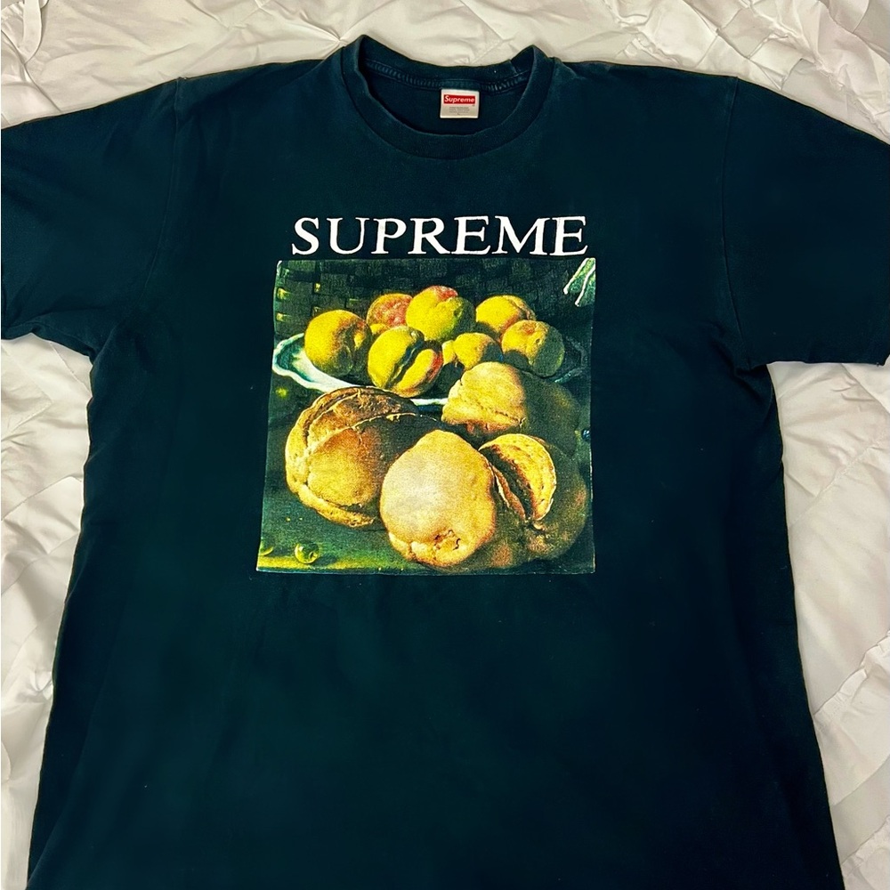 LARGE BLACK SUPREME STILL LIFE GRAPHIC TEE